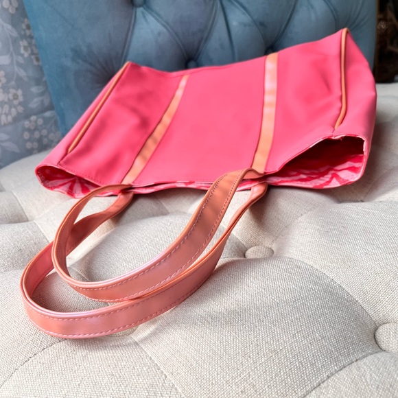 Clinique Pink Peach Waterproof Tote Bag NEW - Picture 6 of 10